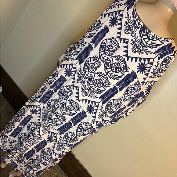 Navy and Cream Maxi Dress - Picture 5 of 14